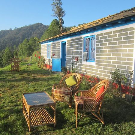 アルモラ Thikalna Himalayan Retreatヴィラ エクステリア 写真